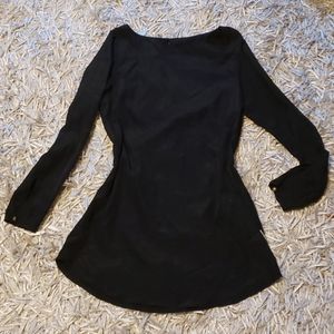 Crew neck long sleeve tunic